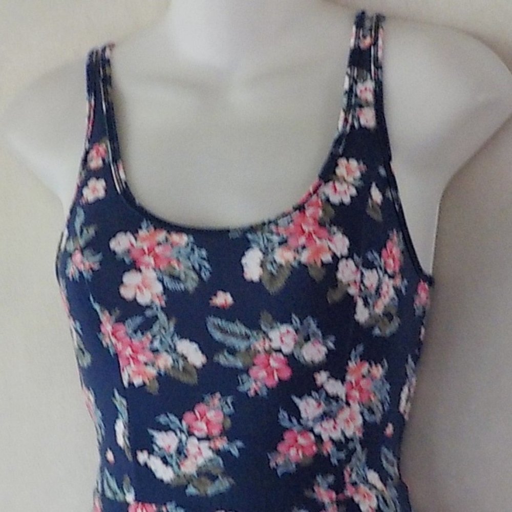 Hollister dress sz XS 0 1 blue floral